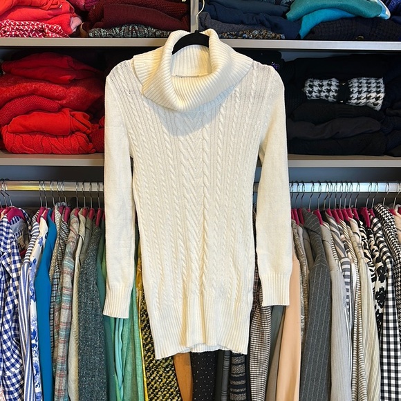 WHBM white long sleeve turtleneck sweater dress size XXS - Picture 1 of 3